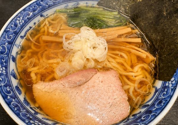 白河⼿打中華そば えん